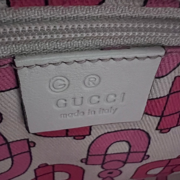 Gucci Bag - Picture 6 of 8